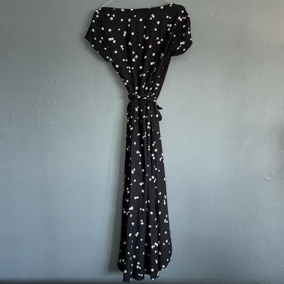 ABERCROMBIE & FITCH BLACK LONG TIE DRESS WITH FLORAL PRINT MEDIUM HIGH LOW - Picture 2 of 5
